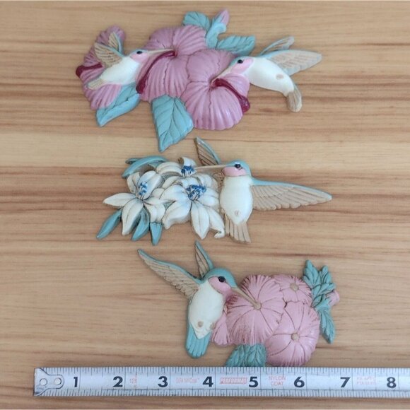 Vtg 90s Burwood Products 3 PC Set Plastic Hummingbird Wall Hanging Plaque Pastel - Picture 8 of 8